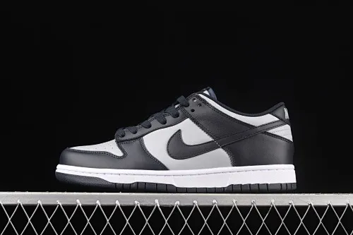 All Categories Nk SB Dunk Series Nk SB Dunk Low Low-top Sneakers J Version Nk SB Dunk Low "Georgetown" Gray Blue Georgetown SB Smashing Backboard Fashion Casual Sneakers DD1391-003